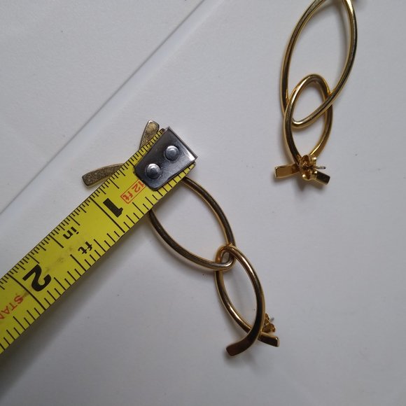 Vintage Metal Dangle Earrings - Picture 16 of 16